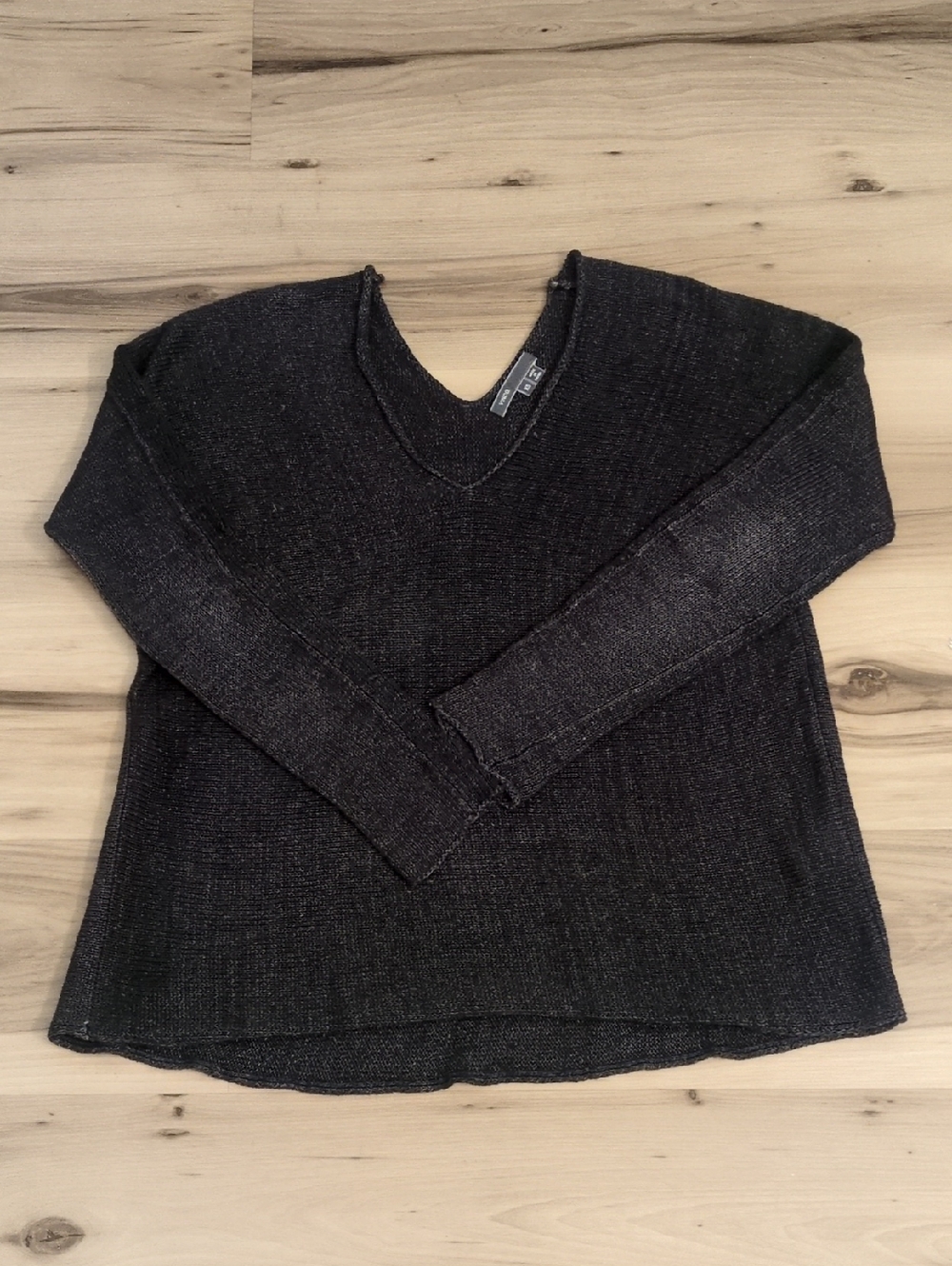 Vince Double V-Neck Slouchy Linen Sweater Black Size XS